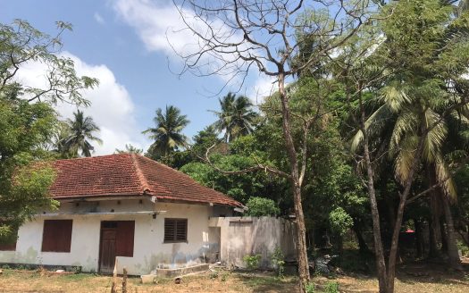 Land for sale in Uduvil, Manipay Road