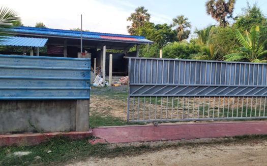 Land for sale in Suzhipuram