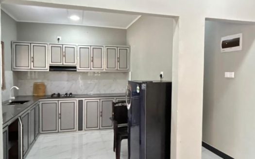 Land for sale in rasapathai road siruppiddy