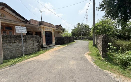 House with land for sale in karainagar