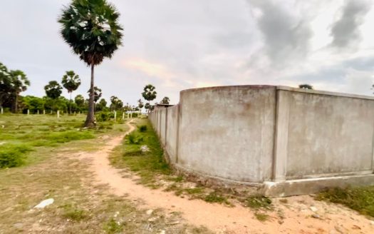 Land For Sale in Navatkuli