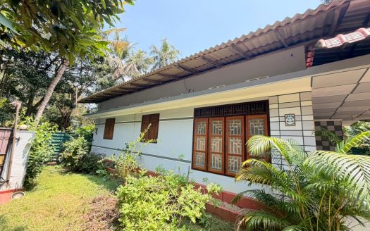 LAND WITH HOUSE FOR SALE – ANAIKODDAI