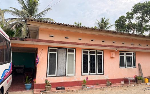 HOUSE + LAND FOR SALE – URUMPIRAI