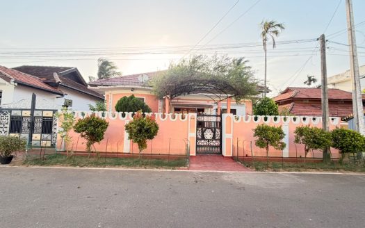 House for sale in 3rd cross street