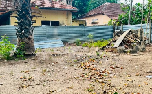 Land for sale in Temple road